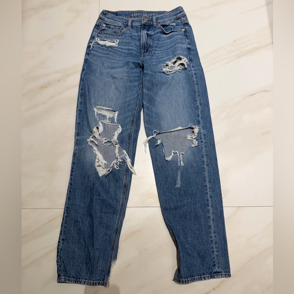 American Eagle Super High Rise Baggy Straight